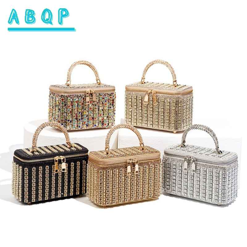 Women Bags In Sale - Torebka damska na kolację z diamentami,