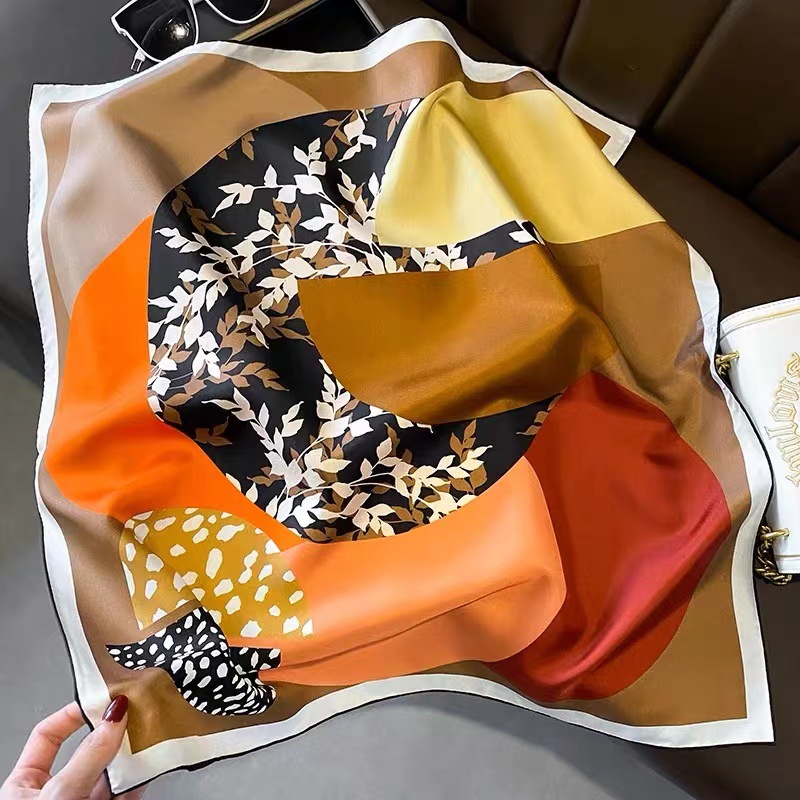 Jedwabna apaszka w zebrę, mała – Women'S Bags Holiday recenzja i cena